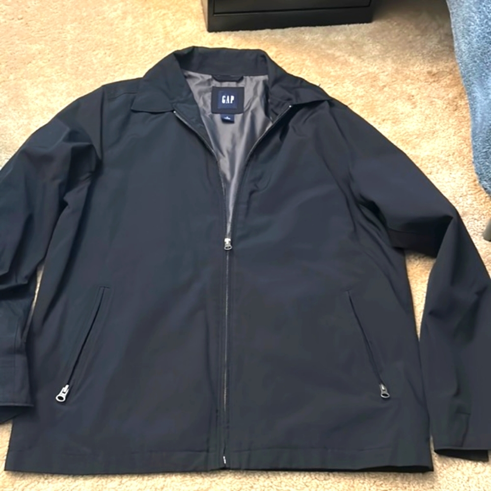 Men’s GAP jacket size large black